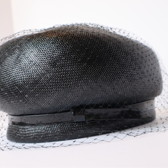 Vintage Black Hat with Veil - Picture 7 of 9
